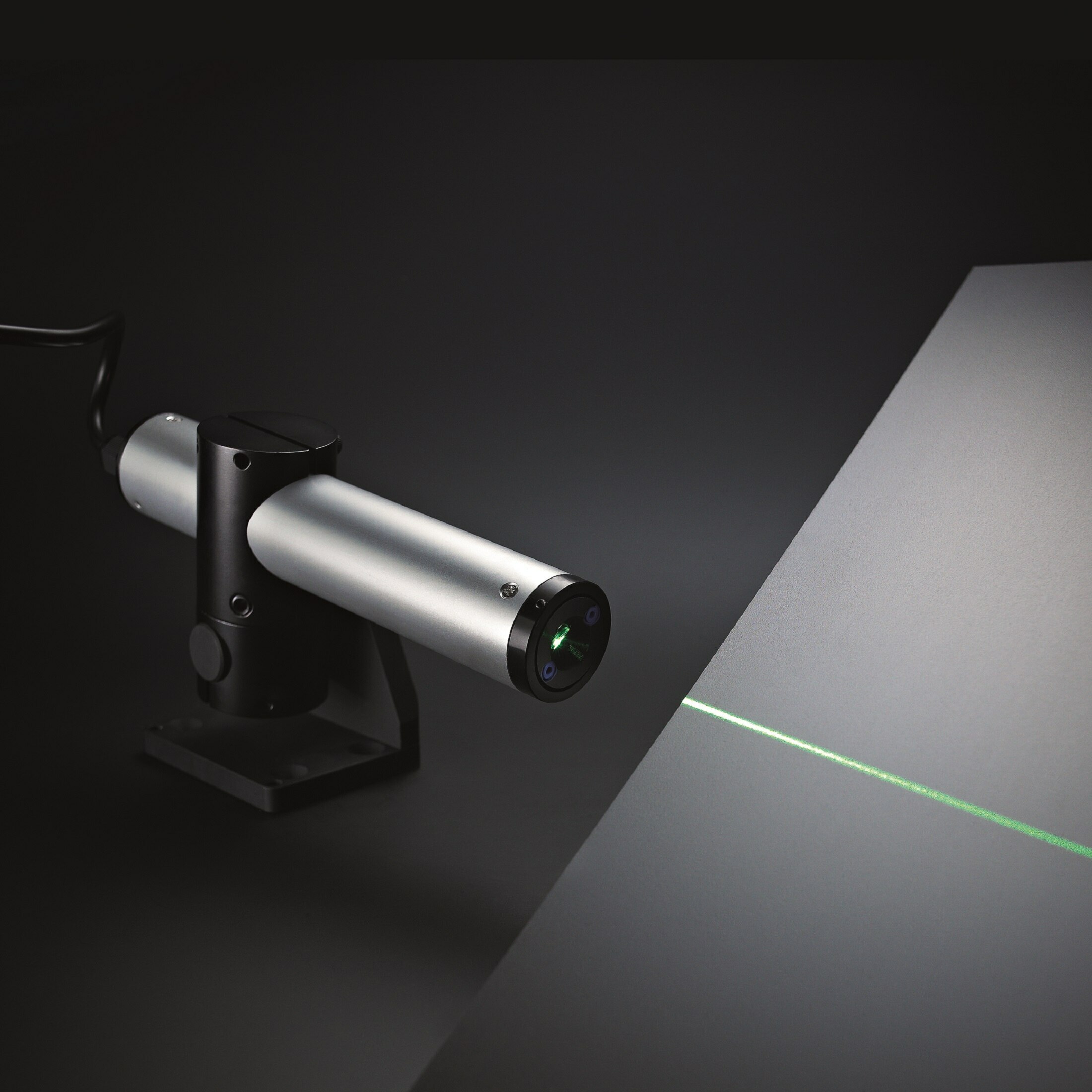 Gresser Laser LE520-45-230(40x210)-G
